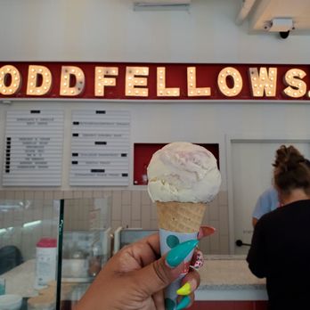 OddFellows Ice Cream Co. - PB & J please - Ice Cream & Frozen Yogurt Near Me - Brooklyn, New York OddFellows Ice Cream Co. - PB & J please - Ice Cream & Frozen Yogurt Near Me - Brooklyn, New York