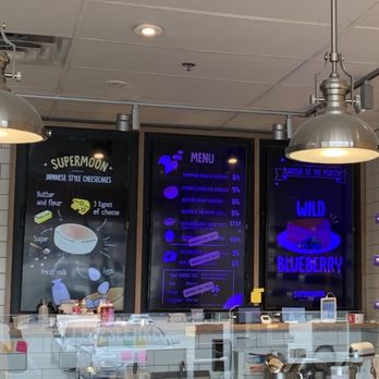Supermoon Japanese Style Cheesecakes - Desserts Near Me - Mississauga, Ontario