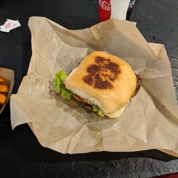 Gil's Broiler & Manske Roll Bakery - 1/2 lb burger - Burgers Near Me - San Marcos, Texas Gil's Broiler & Manske Roll Bakery - 1/2 lb burger - Burgers Near Me - San Marcos, Texas