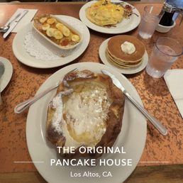 Dutch Baby (in the middle), Tahitian crêpe (top left), omelet and Buttermilk Pancakes Dutch Baby (in the middle), Tahitian crêpe (top left), omelet and Buttermilk Pancakes