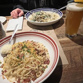 Scaddabush - Italian Near Me - Oakville, Ontario