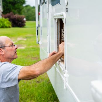 B&T RV Repair - B&T RV Repair - RV Repair Near Me - De Berry, Texas B&T RV Repair - B&T RV Repair - RV Repair Near Me - De Berry, Texas