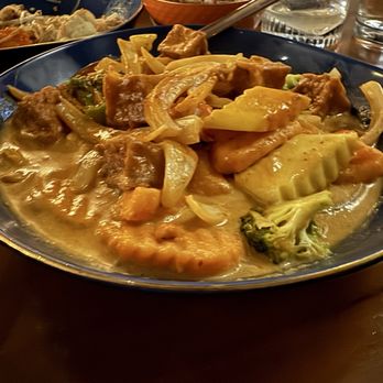 Cha Yen Thai Cookery - Red curry - Thai Near Me - Watertown, Massachusetts