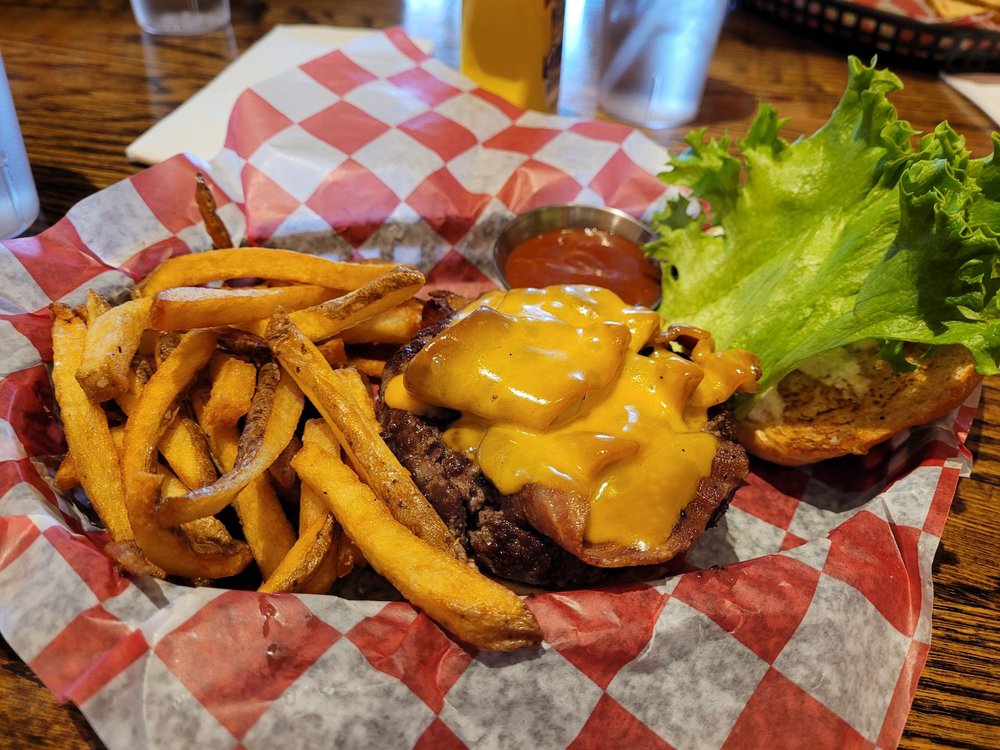 OFF THE CHAIN SANDWICH SHOPPE CLOSED 86 Photos & 82 Reviews 100 W