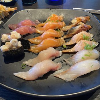 Its Sushi - Bottom right corner: red snapper nigiri - Sushi Bars Near Me - Roseville, California Its Sushi - Bottom right corner: red snapper nigiri - Sushi Bars Near Me - Roseville, California