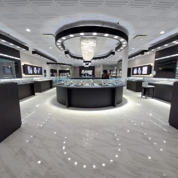 Diamond Factory Jewelry - Our Store - Jewelry Near Me - North Riverside, Illinois Diamond Factory Jewelry - Our Store - Jewelry Near Me - North Riverside, Illinois