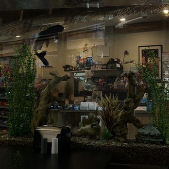 The Palm Deli - Indoors - Delis Near Me - Aptos, California