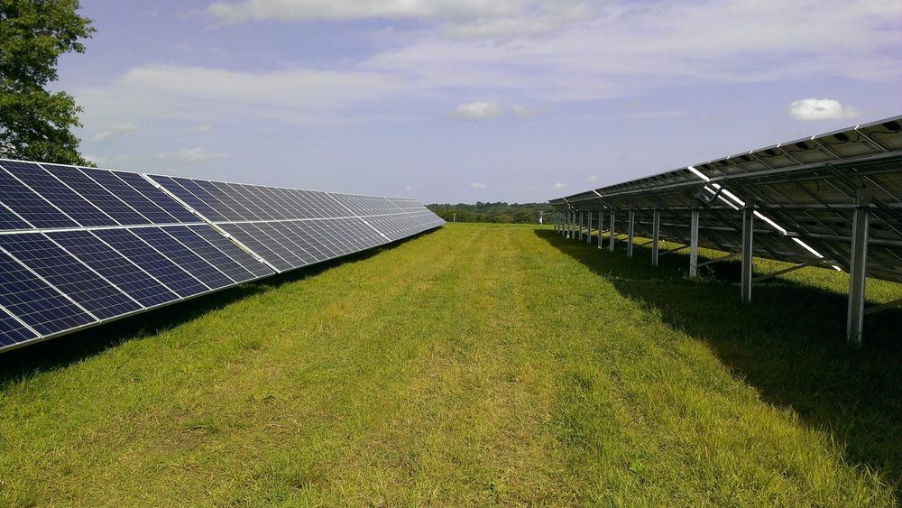 Slide of Dutchmen Construction