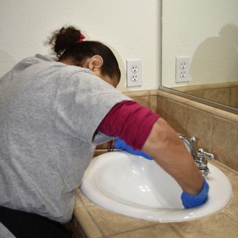 J & E Cleaning - Sink Cleaning - Home Cleaning Near Me - Santa Maria, California J & E Cleaning - Sink Cleaning - Home Cleaning Near Me - Santa Maria, California