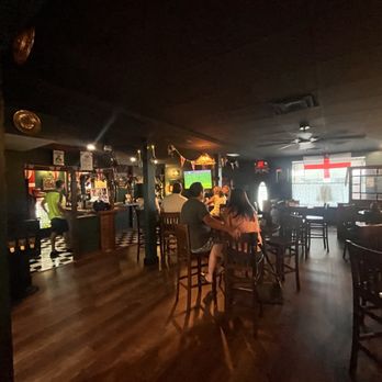 The Bell - Inside - Pubs Near Me - Clermont, Florida