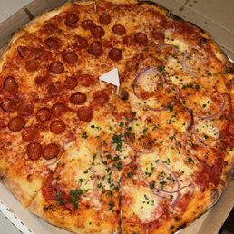 Half pepperoni half arrabiata Half pepperoni half arrabiata
