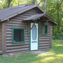 Cabin Fever Round Lake Resort