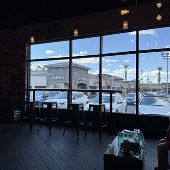 Cafe 86 - Seatings - Desserts Near Me - Las Vegas, Nevada