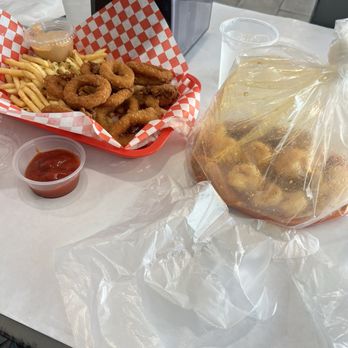 Boil Daddy - Half pound of peeled shrimp, sausage, & fried calamari and fries. - Cajun/Creole Near Me - Valencia, California Boil Daddy - Half pound of peeled shrimp, sausage, & fried calamari and fries. - Cajun/Creole Near Me - Valencia, California