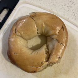 Totowa Bagels - Pathetic bagel.