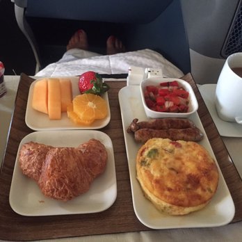Delta Airlines - Breakfast on #DL118 to Paris in BC. Very average - Airlines Near Me - Boston, Massachusetts Delta Airlines - Breakfast on #DL118 to Paris in BC. Very average - Airlines Near Me - Boston, Massachusetts