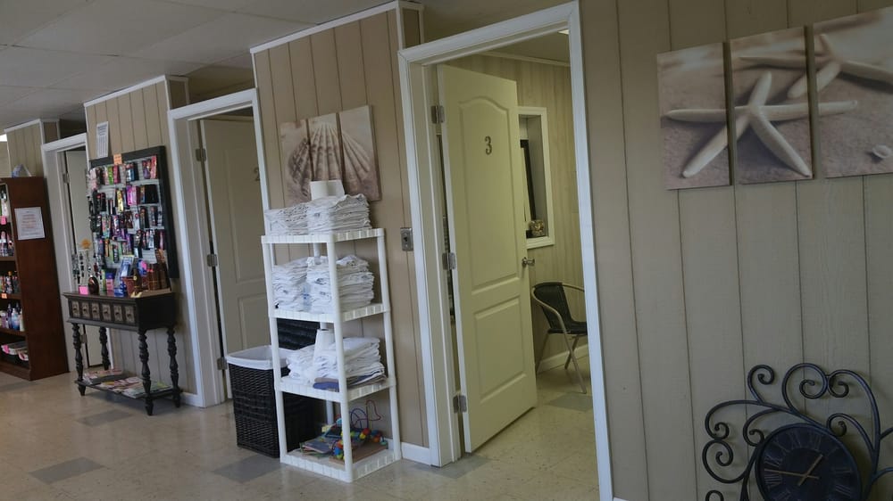 SUNKISSED TANNING SALON Updated October 2024 12 Photos 14716