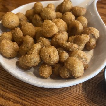 Mac & Bobs - Fried Mushrooms - Sports Bars Near Me - Salem, Virginia