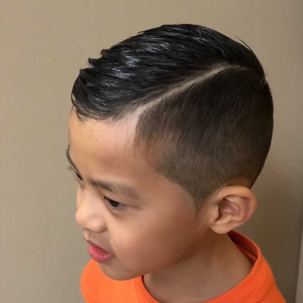 Dee Ometry's - Barbers Near Me - Leominster, Massachusetts
