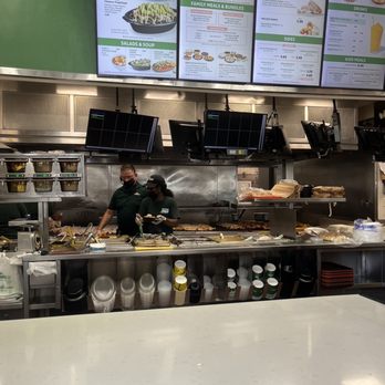 Pollo Tropical - The counter - Fast Food Near Me - Miami, Florida Pollo Tropical - The counter - Fast Food Near Me - Miami, Florida