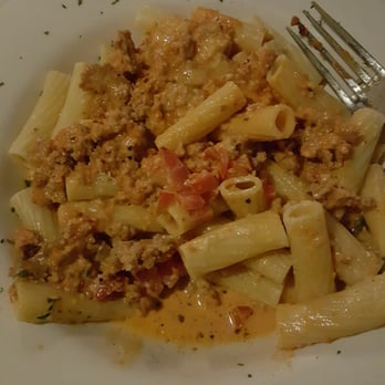Magellan's - Best rigatoni bolognese I've ever had! - New American Near Me - Tracy, California