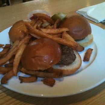 Mussels & More - beef sliders w/ fries - Seafood Near Me - Brooklyn, New York Mussels & More - beef sliders w/ fries - Seafood Near Me - Brooklyn, New York
