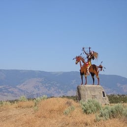 Gorgeous sculpture visible on the drive in Gorgeous sculpture visible on the drive in