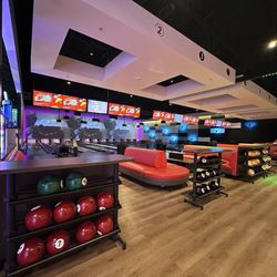 Bullwinkle's Family Food & Fun