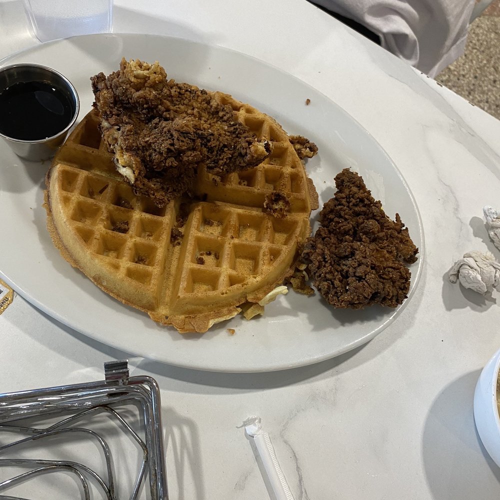 Morning Squeeze - Burned chicken and waffles - Breakfast & Brunch Near Me - Phoenix, Arizona Morning Squeeze - Burned chicken and waffles - Breakfast & Brunch Near Me - Phoenix, Arizona