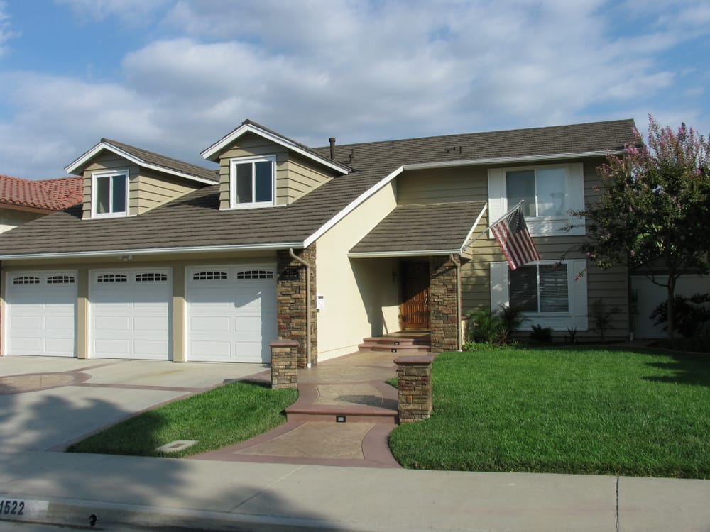 Slide of JW Roofing Services