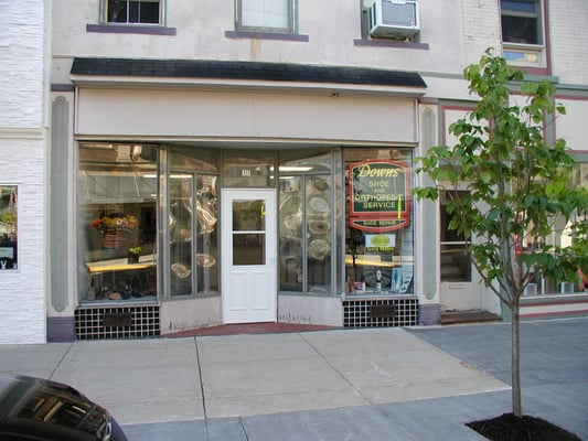 Downs Shoe & Orthopedic Service