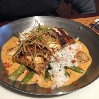 Glacier BrewHouse - Halibut - American Near Me - Anchorage, Alaska Glacier BrewHouse - Halibut - American Near Me - Anchorage, Alaska