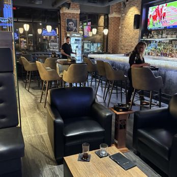 O Cigar Bar - Inside - Cigar Bars Near Me - Lake Orion, Michigan