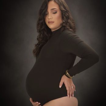 Darling Photo Studio - Pregnancy photoshoot - Session Photography Near Me - Port St. Lucie, Florida Darling Photo Studio - Pregnancy photoshoot - Session Photography Near Me - Port St. Lucie, Florida