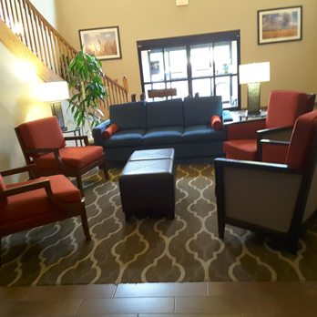 Comfort Inn & Suites Ponca City Near Marland Mansion - Lobby of Comfort Inn - Hotels Near Me - Ponca City, Oklahoma Comfort Inn & Suites Ponca City Near Marland Mansion - Lobby of Comfort Inn - Hotels Near Me - Ponca City, Oklahoma