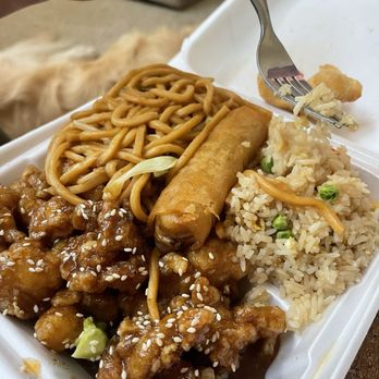 Chef Bo - Sesame chicken - Chinese Near Me - Sacramento, California Chef Bo - Sesame chicken - Chinese Near Me - Sacramento, California