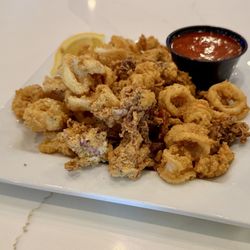 Hobo's Cafe - The happy hour calamari. Huge portion.