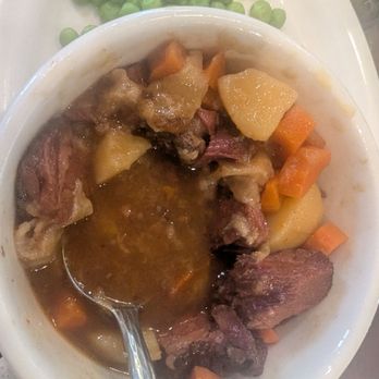 The Bruce Scottish Pub - Steak and ale pie - no shell - Sports Bars Near Me - Salt Lake City, Utah The Bruce Scottish Pub - Steak and ale pie - no shell - Sports Bars Near Me - Salt Lake City, Utah