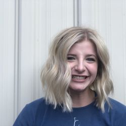 5th Avenue Salon - Foiliage and cut