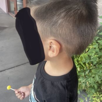 V's Barbershop Tucson Williams Centre - Uneven fade - Barbers Near Me - Tucson, Arizona V's Barbershop Tucson Williams Centre - Uneven fade - Barbers Near Me - Tucson, Arizona