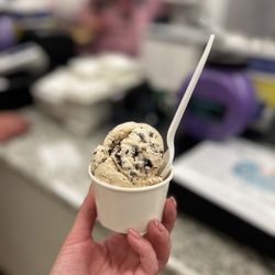 Curly's Ice Cream & Frozen Yogurt