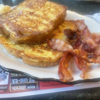 Dutch Village Restaurant - french toast - American Near Me - Clymer, New York