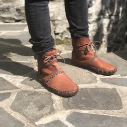 Mexica Crafts - Hand made leather moccasins !!!