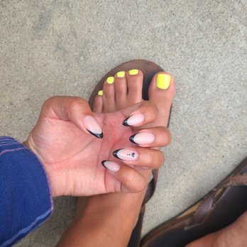 Glamour Nails - Acrylic dip powder manicure and gel pedicure. - Nail Salons Near Me - Cerritos, California