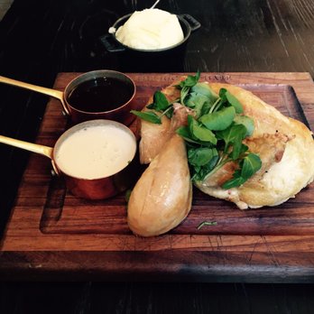 The Jugged Hare - 1/2 chicken, sage dressing, mashed potatoes and gravy...yum! - Brasseries Near Me - London, XGL The Jugged Hare - 1/2 chicken, sage dressing, mashed potatoes and gravy...yum! - Brasseries Near Me - London, XGL