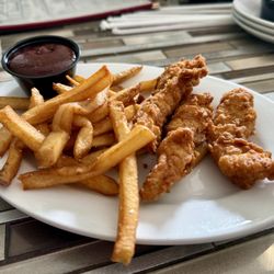 Bayou Banner Elk - Kids Chicken & Fries