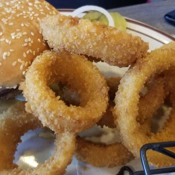 Tater's Cafe - Burger and onion rings - Breakfast & Brunch Near Me - Dallas, Oregon