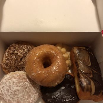 Donut Day - Crumb w/ Blueberry filling, Powdered w/ Rasberry, Glazed, French Cruller, Devil Dog (vanilla cream), Tiger bar (Choc & Maple). - Donuts Near Me - Aloha, Oregon Donut Day - Crumb w/ Blueberry filling, Powdered w/ Rasberry, Glazed, French Cruller, Devil Dog (vanilla cream), Tiger bar (Choc & Maple). - Donuts Near Me - Aloha, Oregon