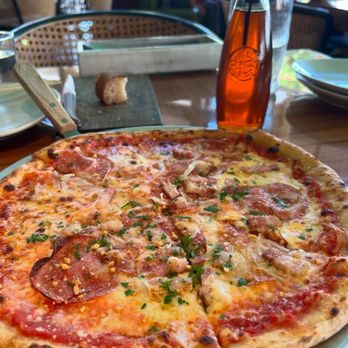 Rigo - Pizza diavolo - Spanish Near Me - Honolulu, Hawaii