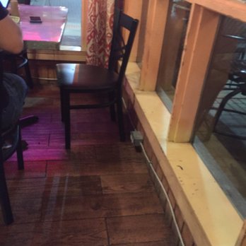 Spoons Cafe - Bugs, dirt, and dust in every window sill. - American Near Me - McKinney, Texas Spoons Cafe - Bugs, dirt, and dust in every window sill. - American Near Me - McKinney, Texas